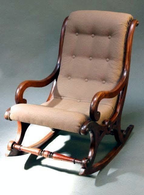 Mecedora clásica beige — mecedoras de cedro hecho a mano, Muebles Breymar