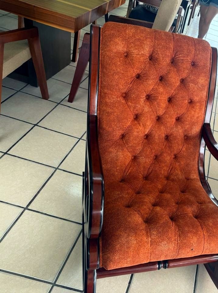 Mecedora terracota — mecedoras de cedro hecho a mano, Muebles Breymar